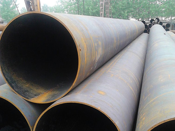 Straight seam welded pipes